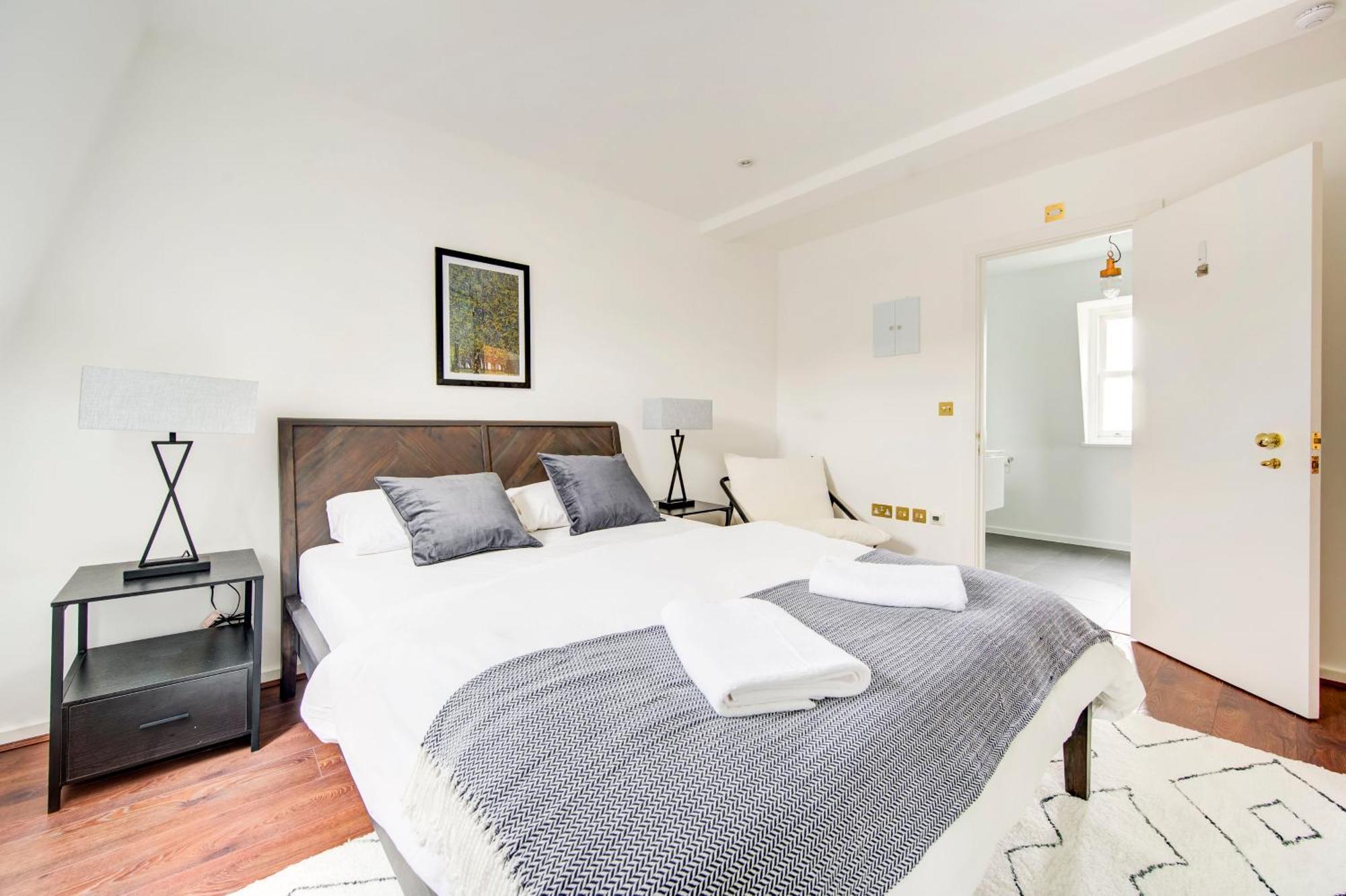 Luxury 3 Bedroom Prime Marylebone Apartment Londra Exterior foto